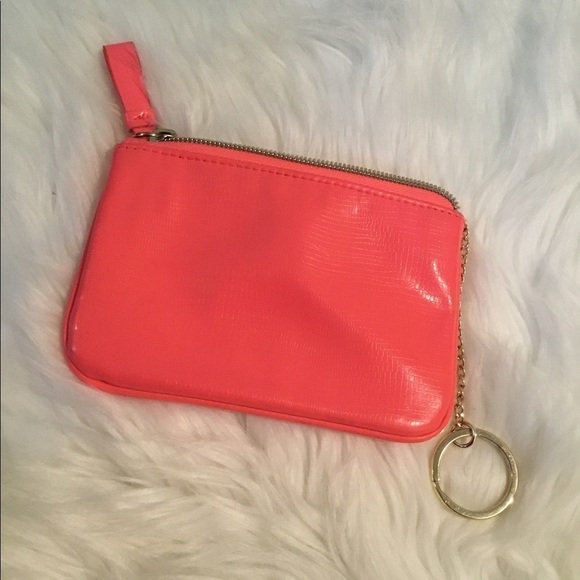 Victoria’s Secret coral 6x4 clutch with key chain - Picture 4 of 6